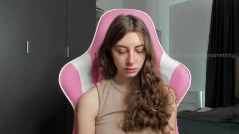 Snapshot of prettysomething chatting on April 30, 6:20 am Sophie next stream will be at Monday i will wait you guys online show from April 30, 6:20 am