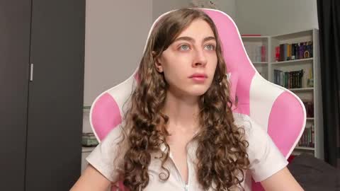 Snapshot of prettysomething chatting on May 19, 5:36 am Sophie next stream will be at Monday i will wait you guys online show from May 19, 5:36 am