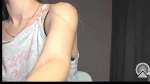 prettyyy_angel online show from September 26, 6:12 pm