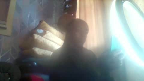 prettyzuzu online show from January 9, 7:33 am