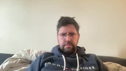 Snapshot of previewh chatting on March 17, 9:23 am PreviewH online show from March 17, 9:23 am