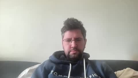 Snapshot of previewh chatting on March 18, 9:23 am PreviewH online show from March 18, 9:23 am