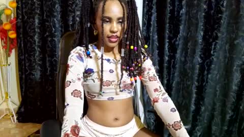 Snapshot of priceless_sexy chatting on December 30, 6:05 pm priceless_sexy online show from December 30, 6:05 pm