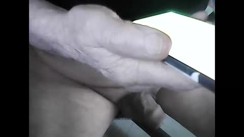 Snapshot of primera15443 chatting on October 17, 8:50 am Alex online show from October 17, 8:50 am