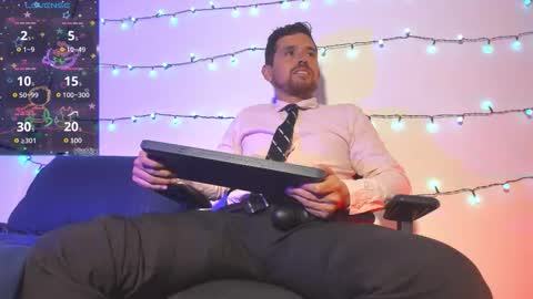 Snapshot of prince1_dark chatting on December 14, 5:57 am Deivid online show from December 14, 5:57 am