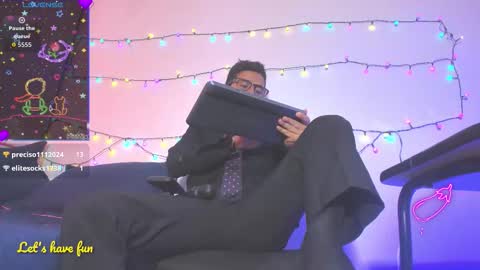 Snapshot of prince1_dark chatting on December 16, 4:50 am Deivid online show from December 16, 4:50 am