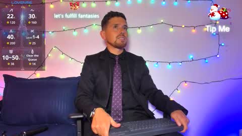 Snapshot of prince1_dark chatting on December 22, 6:10 am Deivid online show from December 22, 6:10 am