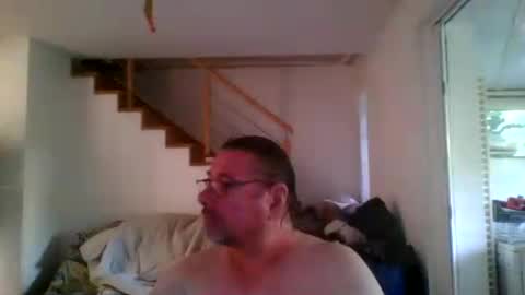 chris online show from June 25, 6:40 am