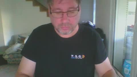 chris online show from July 24, 6:22 am