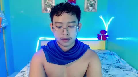 prince_valx online show from April 19, 2:38 pm