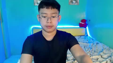 prince_valx online show from April 30, 10:58 pm