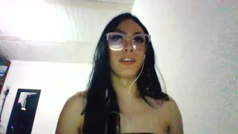 princess_0302 online show from February 9, 3:22 am