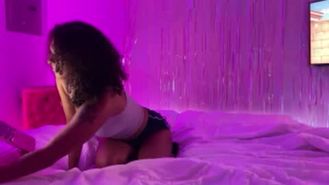 Cece  NEXT LIVESTREAM -- DEC. 4th  7 PM CST online show from September 22, 10:17 am