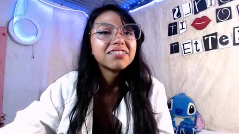 Snapshot of princess_elia chatting on October 24, 12:08 am Elia online show from October 24, 12:08 am