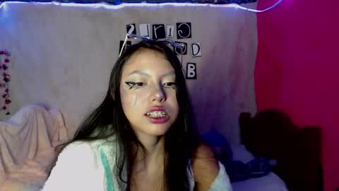 Snapshot of princess_elia chatting on October 31, 2:12 am Elia online show from October 31, 2:12 am