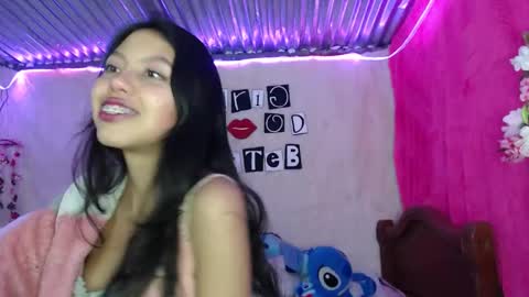 Snapshot of princess_elia chatting on November 7, 10:43 pm Elia online show from November 7, 10:43 pm