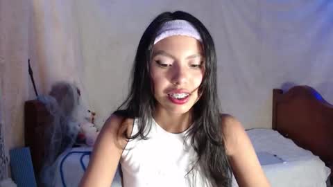 Snapshot of princess_elia chatting on November 17, 8:58 pm Elia online show from November 17, 8:58 pm