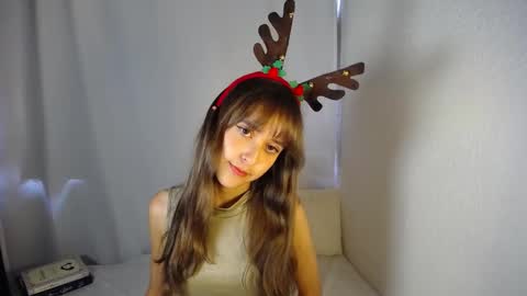 Emily online show from December 30, 4:19 pm
