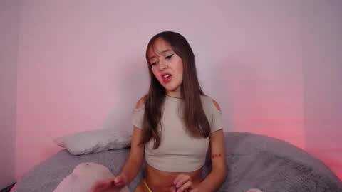 Emily online show from January 8, 4:09 pm