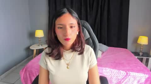 Paula Princess online show from April 9, 8:14 pm