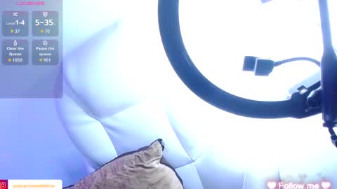 princess helena  online show from February 5, 1:43 am