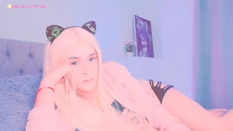 Snapshot of princess_peaach chatting on September 21, 2:46 am ArianaJoliiee online show from September 21, 2:46 am