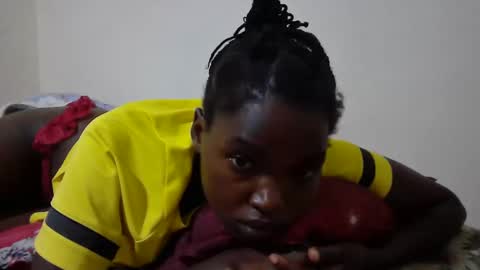 princess_scovia online show from March 6, 7:43 pm