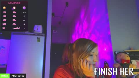 Snapshot of princess_sofiee chatting on April 27, 5:44 pm Yo Im Sofiee online show from April 27, 5:44 pm