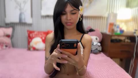 Snapshot of princess_stellaxx chatting on October 22, 5:13 pm Estela online show from October 22, 5:13 pm