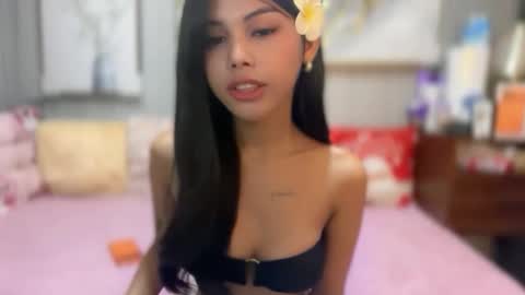 Snapshot of princess_stellaxx chatting on December 21, 5:47 am Estela online show from December 21, 5:47 am