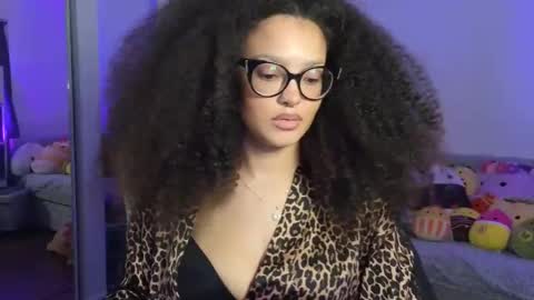 Amber online show from December 5, 7:17 am