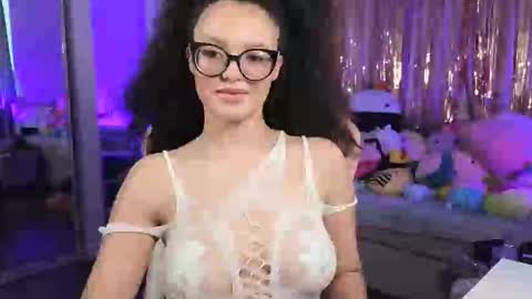 Snapshot of princessamberrrxo chatting on April 23, 2:02 am Amber online show from April 23, 2:02 am