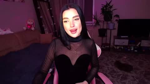 princessamira1 online show from October 17, 1:35 pm