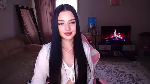 princessamira1 online show from April 16, 8:26 am