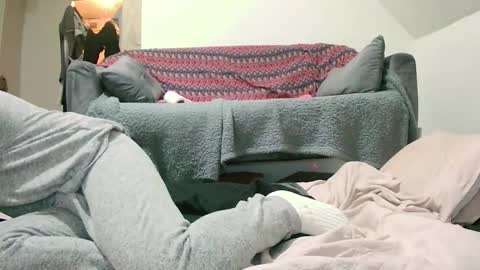 KCGREY online show from November 18, 10:36 pm