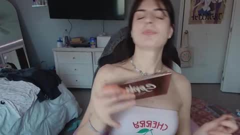 Princess Elysia online show from March 18, 3:37 pm