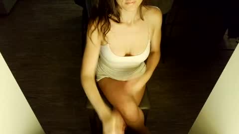 Snapshot of princessjasmine13 chatting on August 4, 11:57 am jasminexoxo online show from August 4, 11:57 am