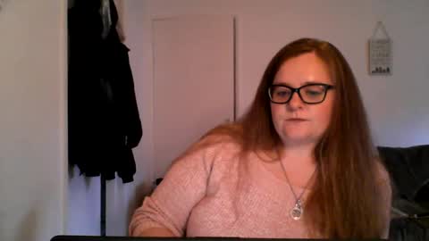 princessjennileigh online show from September 15, 4:40 pm