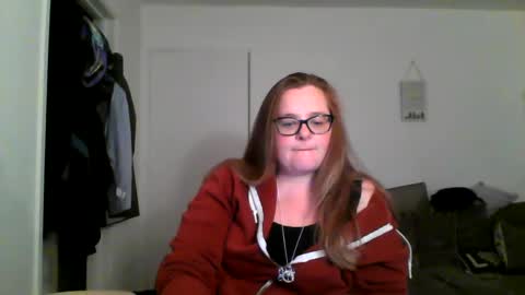 princessjennileigh online show from September 24, 9:40 pm