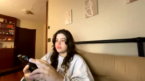 princessviccxo online show from November 26, 4:35 am