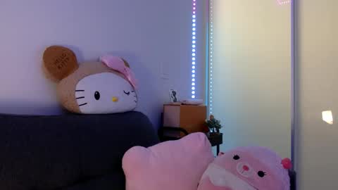 Snapshot of princesspinkypie444 chatting on December 14, 12:38 am PrincessPinky444 online show from December 14, 12:38 am