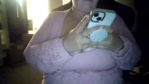 Snapshot of princessprettipussi89 chatting on June 11, 2:11 am princessprettipussi89 online show from June 11, 2:11 am