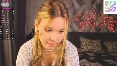 Snapshot of princessshina chatting on July 29, 5:22 pm Hina online show from July 29, 5:22 pm