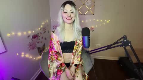 Snapshot of princessstarrxxx chatting on January 7, 2:14 am Starr online show from January 7, 2:14 am