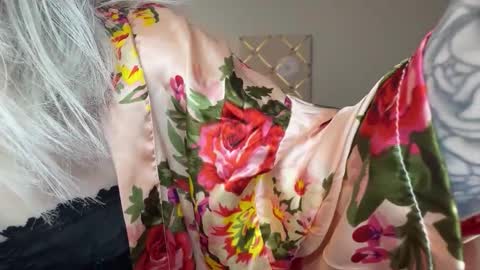 Snapshot of princessstarrxxx chatting on February 13, 9:33 pm Starr online show from February 13, 9:33 pm