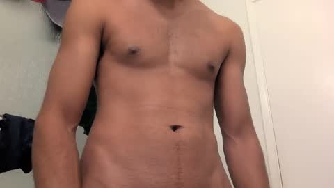 Snapshot of princetheboytoyy chatting on December 22, 10:47 pm princetheboytoyy online show from December 22, 10:47 pm