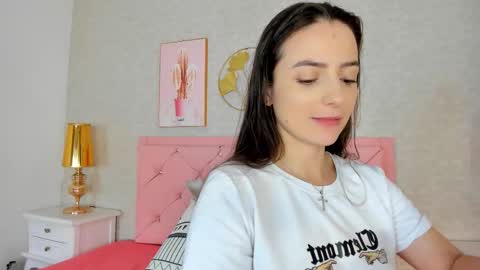 Marcela online show from March 22, 2:20 pm