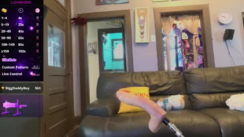 Snapshot of pris_brayden chatting on March 6, 9:00 pm Pris Brayden online show from March 6, 9:00 pm