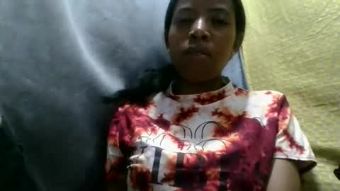 Snapshot of prisca880319 chatting on April 24, 7:27 pm prisca880319 online show from April 24, 7:27 pm
