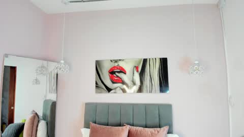 Snapshot of priscila_cooper_ chatting on March 22, 5:49 pm priscila_cooper_ online show from March 22, 5:49 pm